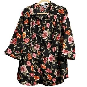 Elegant, Versatile Women's Top w/ 3/4 sleeves, button down summer weight.